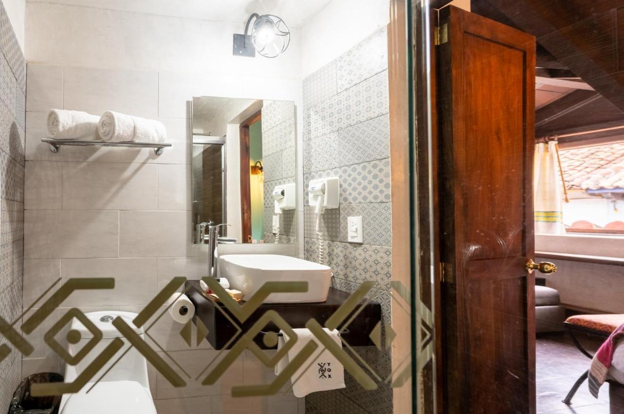 Yox Hotel Boutique San Cristóbal de Las Casas Eksteriør billede Bathroom